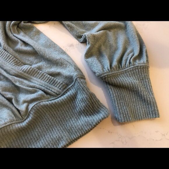 Antropologie Pastel Green Wrap Sweater Pullover Top Size S - Picture 8 of 12